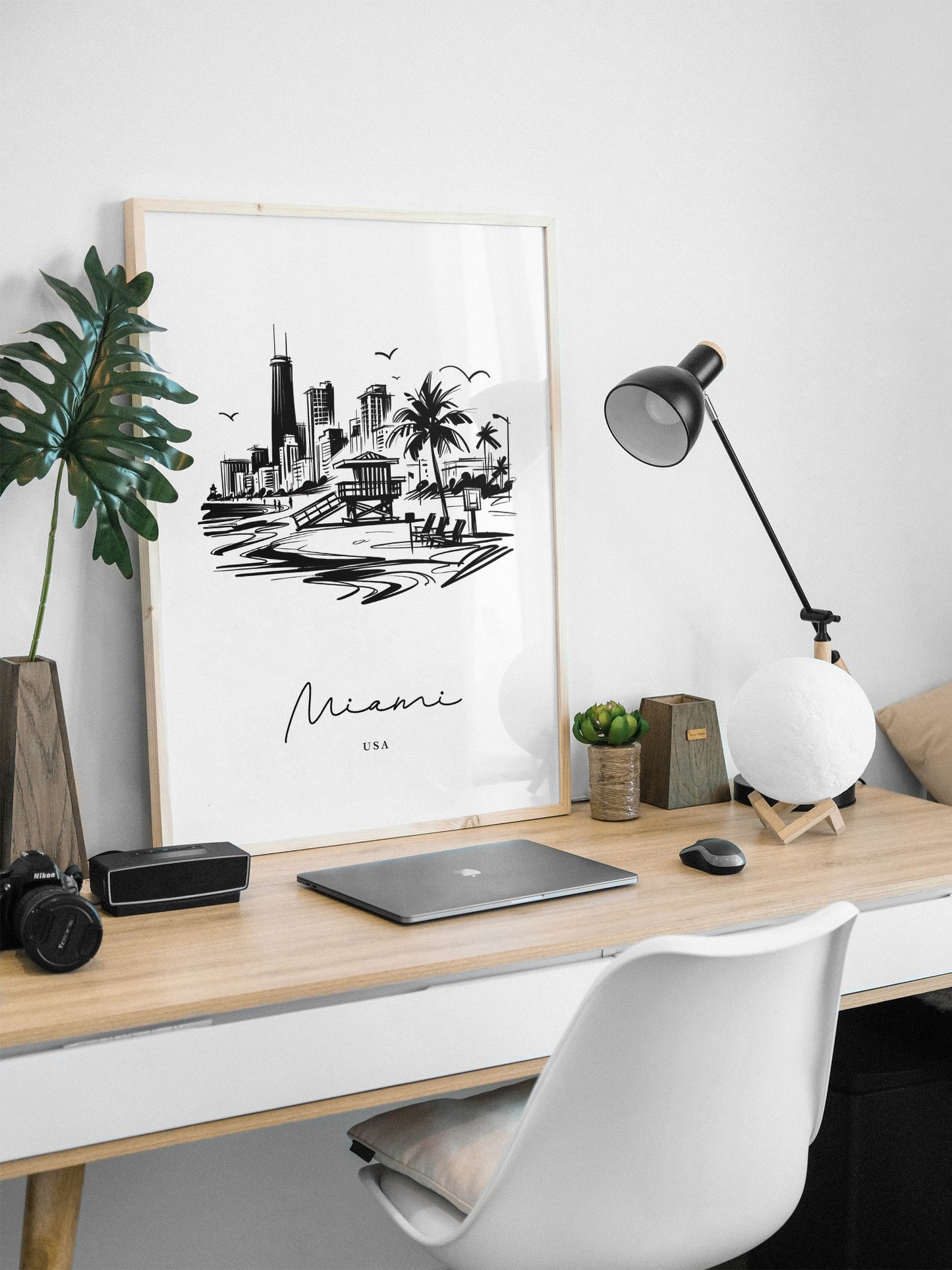 Miami Poster - Black and White Sketch of Landmarks | Living Room, Bedroom & Office Wall Art | Unique Travel Gift Decor