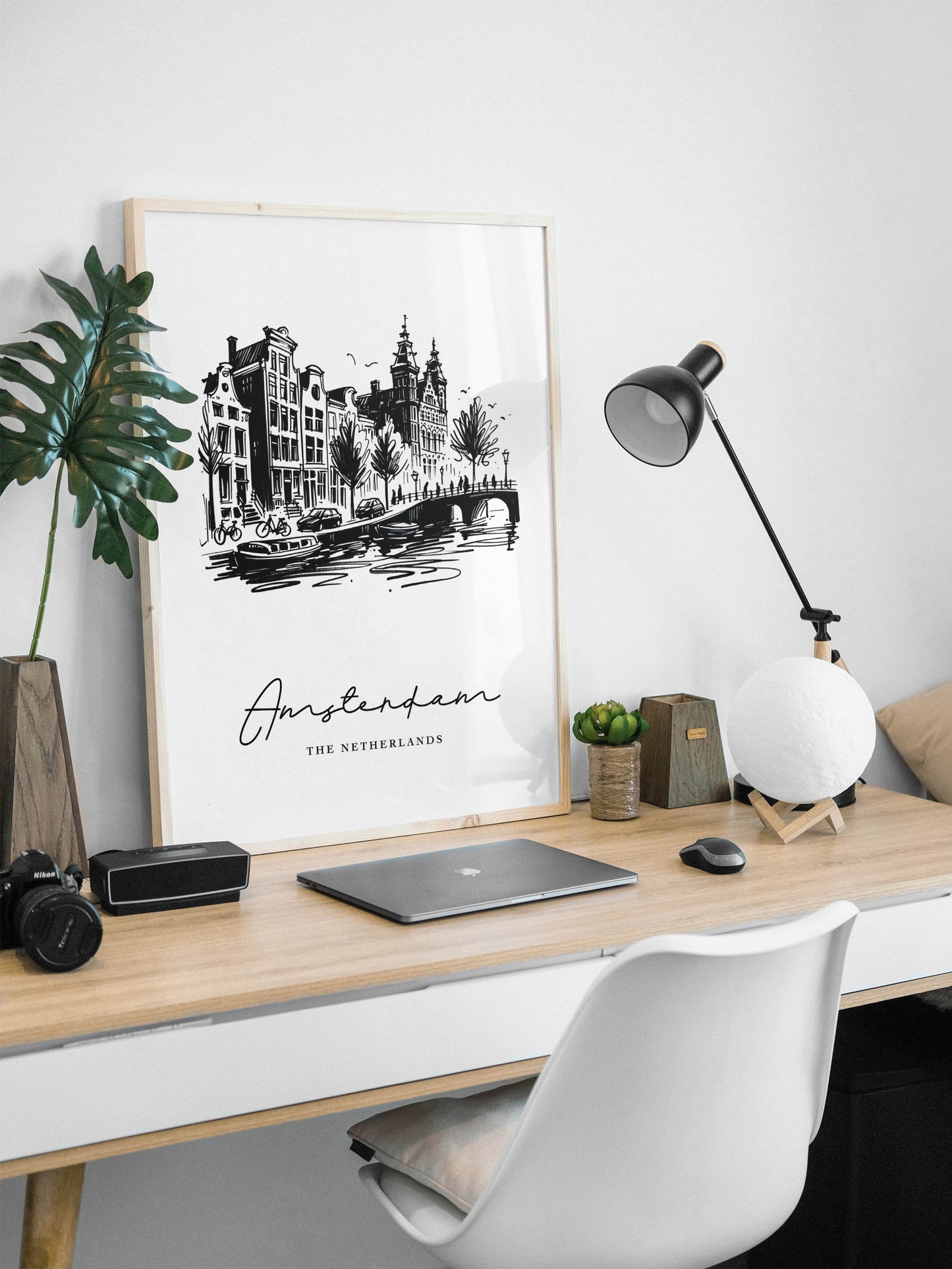 Poster des canaux d'Amsterdam - Art mural illustré pour salon, chambre et bureau, Idée cadeau chic et décoratif.